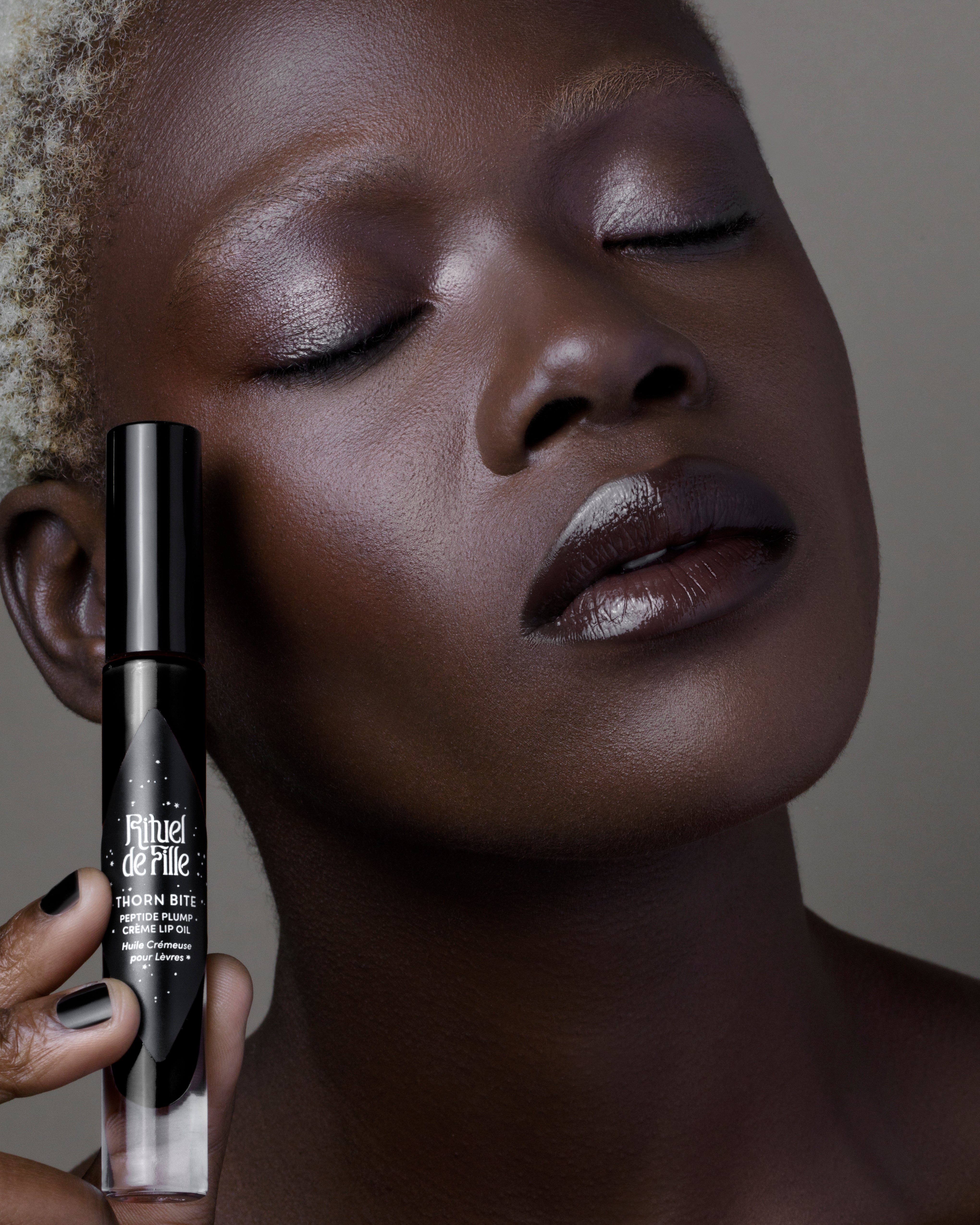 Black Thorn | Thorn Bite Peptide Plump Creme Lip Oil - Rituel de Fille