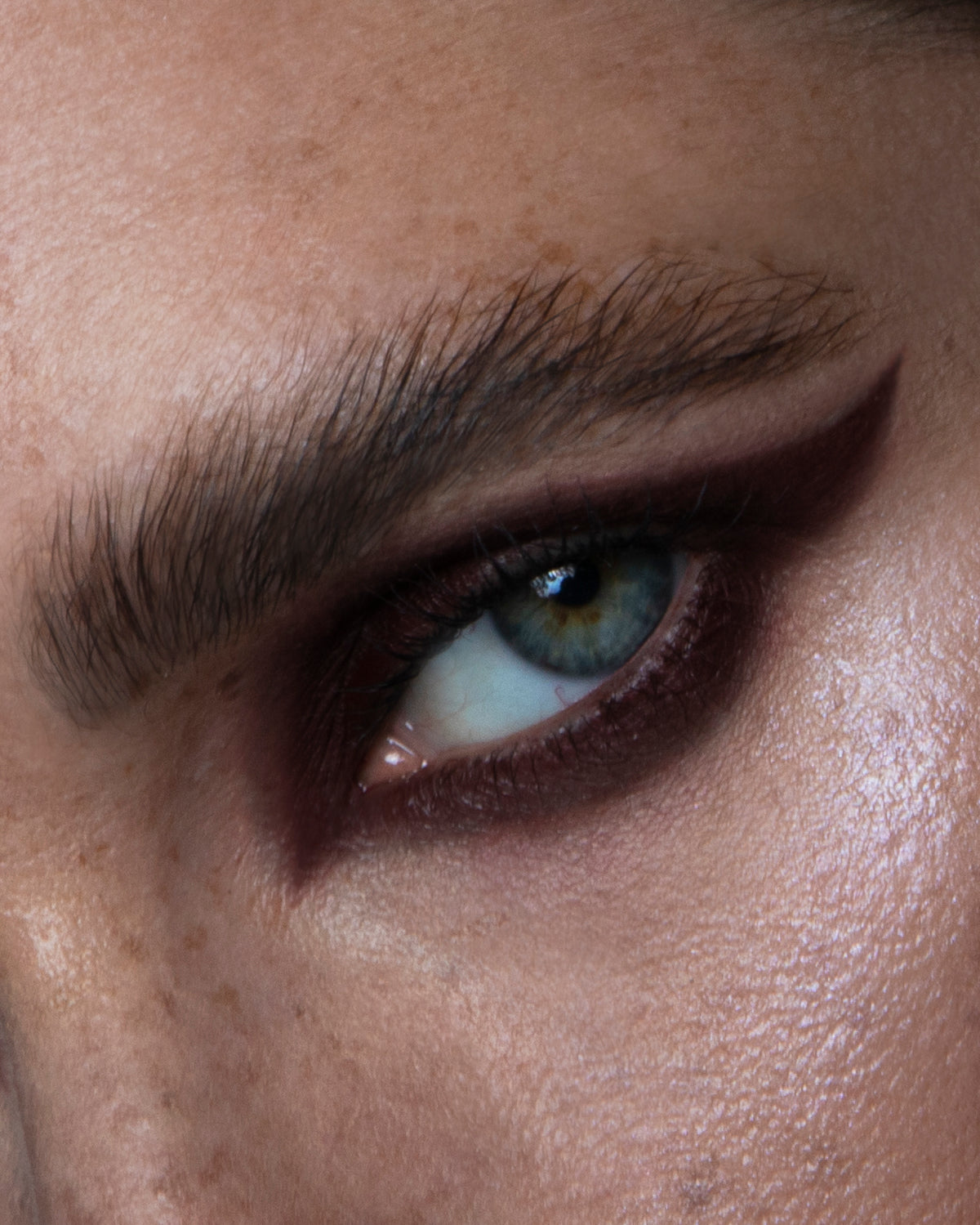 Soil | The Black Orb Enigmatic Kohl Eyeliner - Rituel de Fille