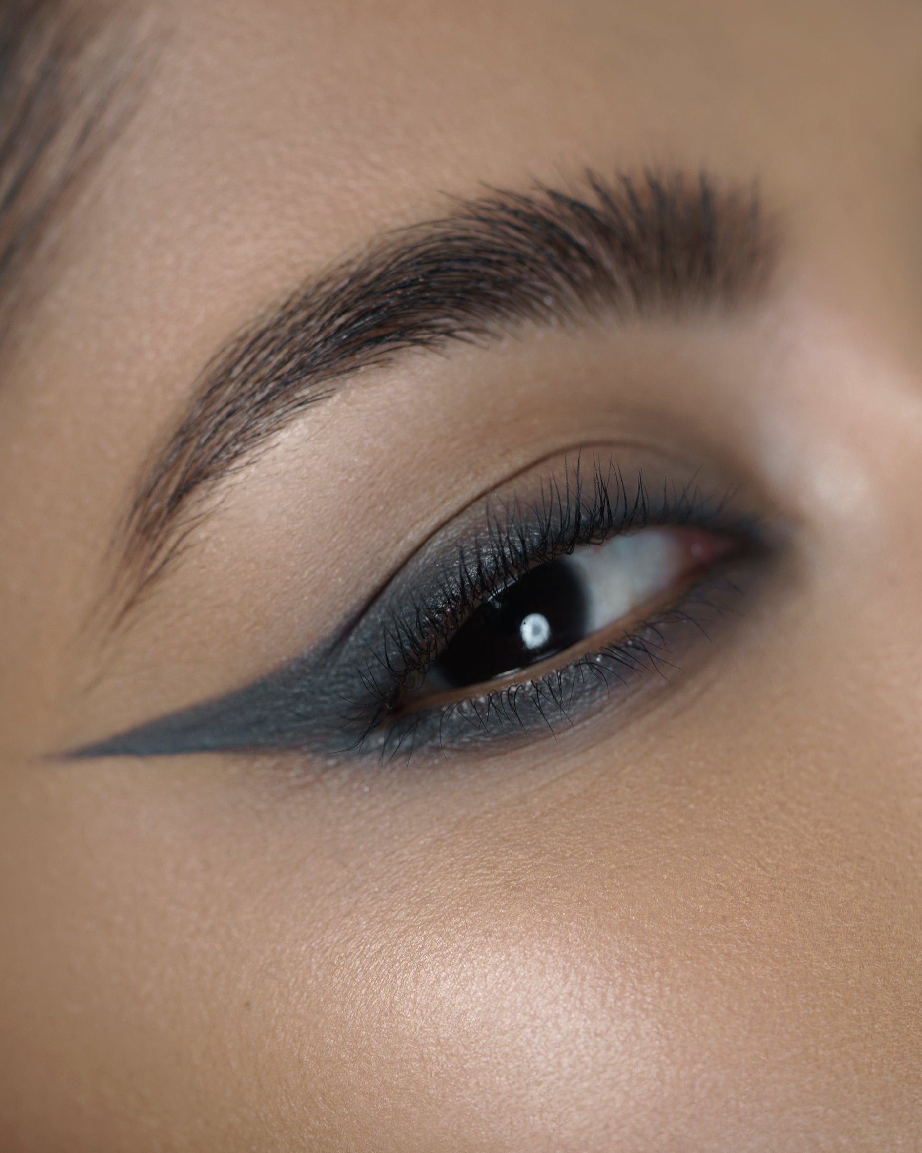 Cinder | The Black Orb Enigmatic Kohl Eyeliner - Rituel de Fille