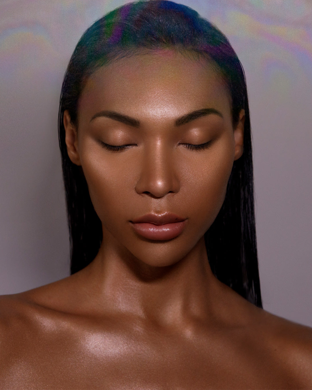 Creature of Light Full-Face Serum Illuminator: Glowing Creature